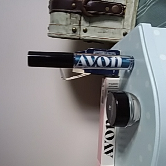 New Avon Eye Bundle of Shadow and Liner - Picture 5 of 7